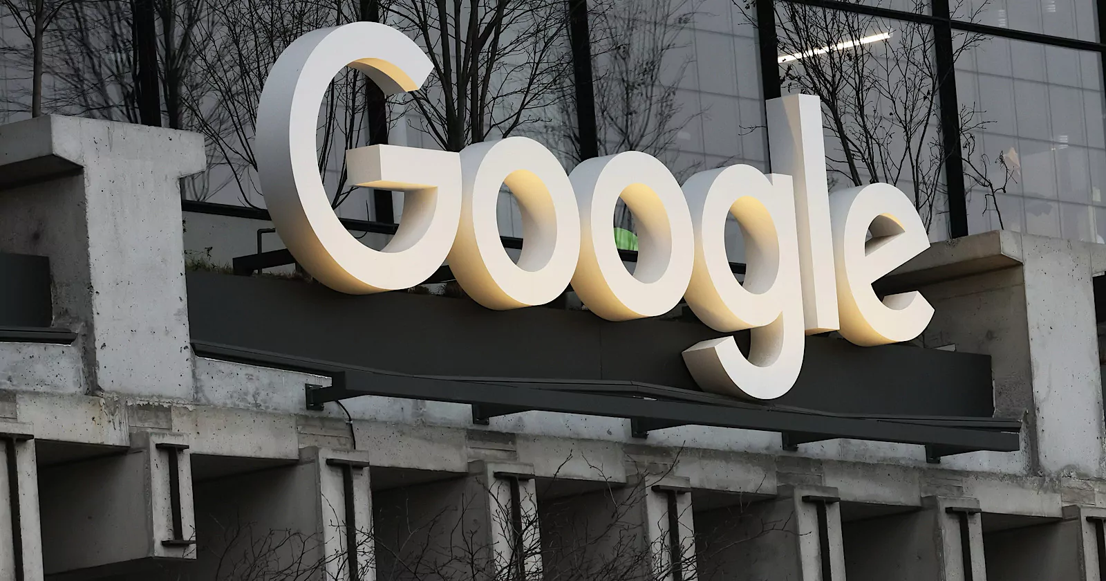 Google Halts Cookie Phase-Out, Echoes Apple’s Strategy: Kochava